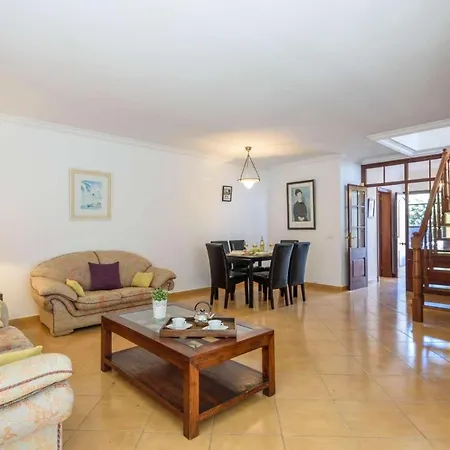 Elisa Villa Cala Llonga (Menorca)